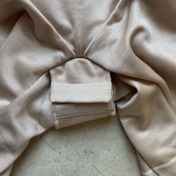 Annette High-Waisted Mid-Thigh Shapewear NWT Size Medium in Beige - Picture 4 of 8